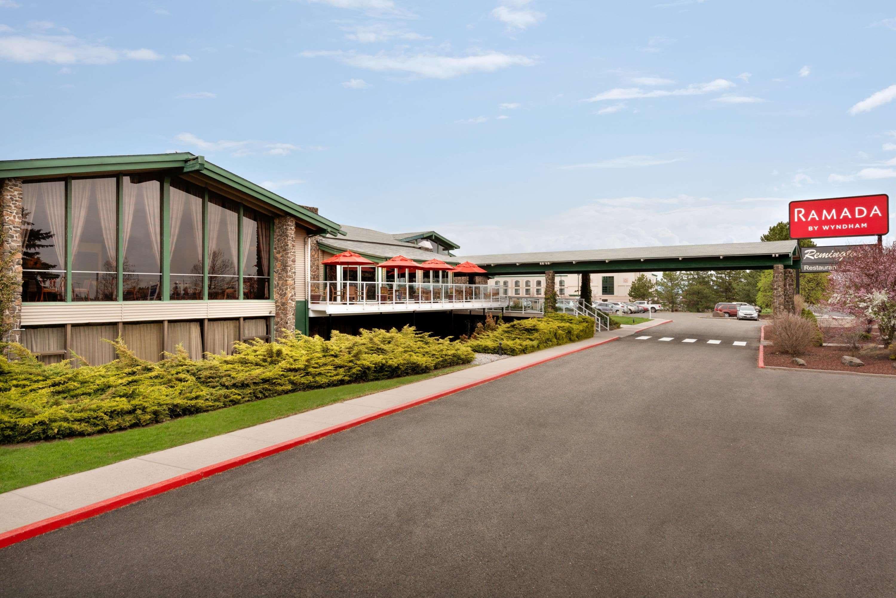 Ramada By Wyndham Spokane Airport Luaran gambar