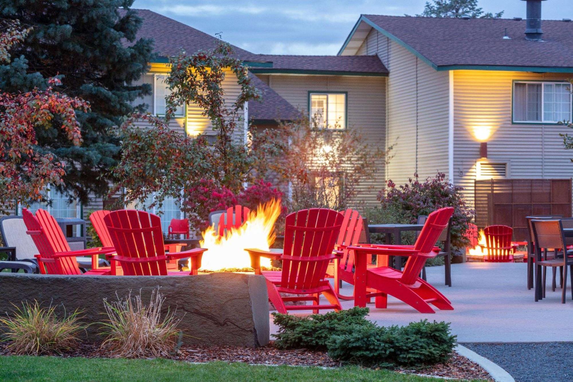 Ramada By Wyndham Spokane Airport Luaran gambar